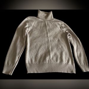 NWOT 89 TH MADISON BEIGE TURTLENECK SWEATER BLOUSE SIZE SP